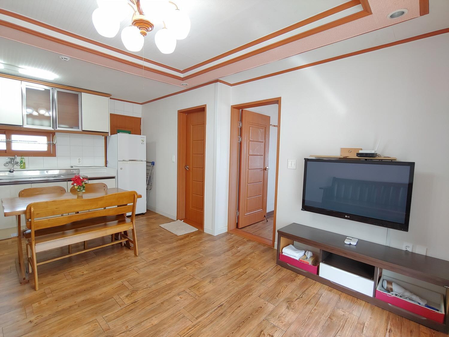 Seongsan Sunrise Pension Согвіпо Екстер'єр фото